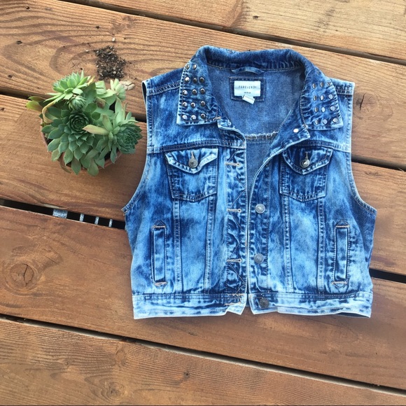Forever 21 Jackets & Blazers - Forever 21 denim studded vest